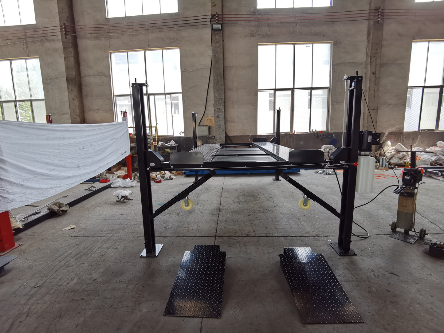 NEW 4 POST VEHICLE HOIST PARKING CAR LIFT JH4P3700